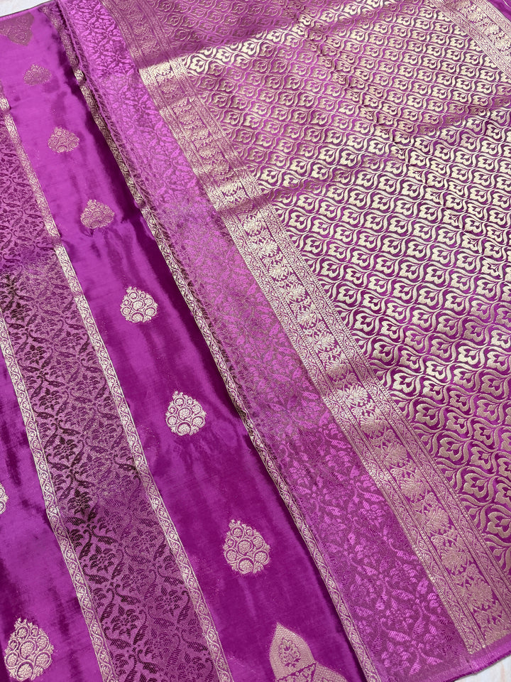 PREMIUM KOREAN VISCOSE FABRIC SAREE IN MAGENTA COLOUR SHADE WITH DESIGNER