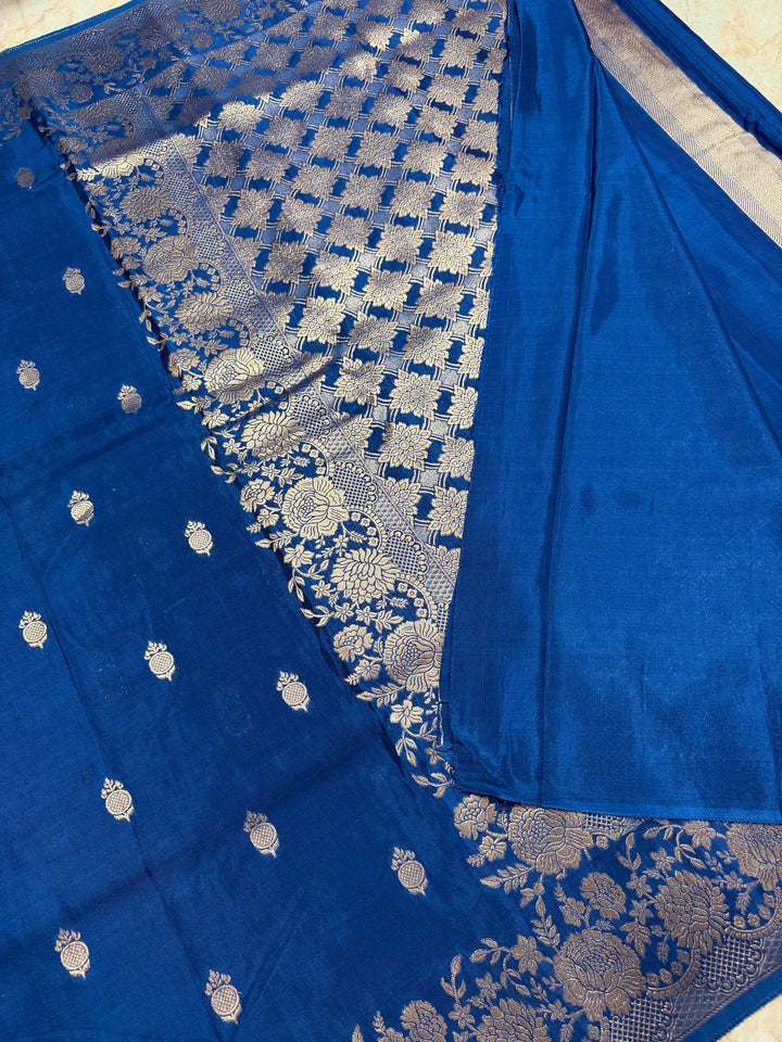 RUSSIAN COSMOS VISCOSE FABRIC SAREE IN GERMAN BLUE COLOUR SHADE