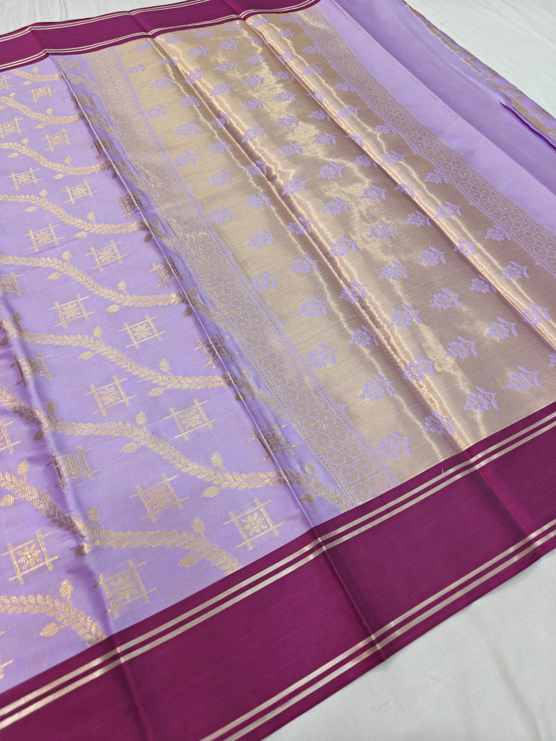 LAVENDER BANARASI KATAN SILK WITH VINE COLOUR BORDER