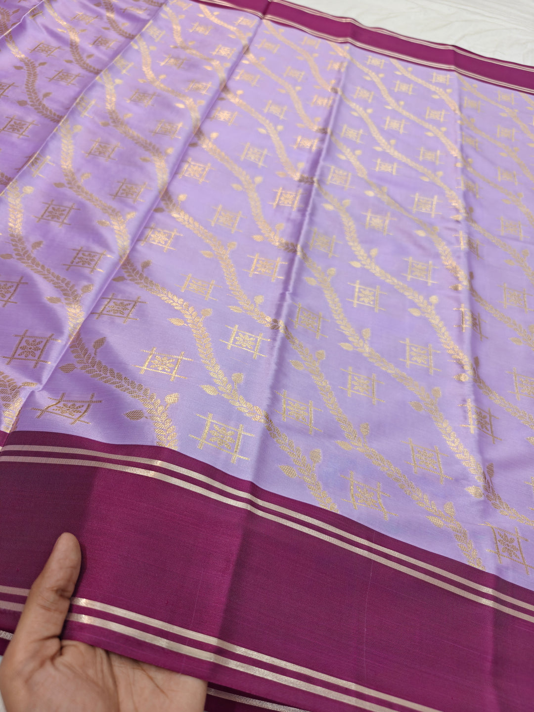 LAVENDER BANARASI KATAN SILK WITH VINE COLOUR BORDER