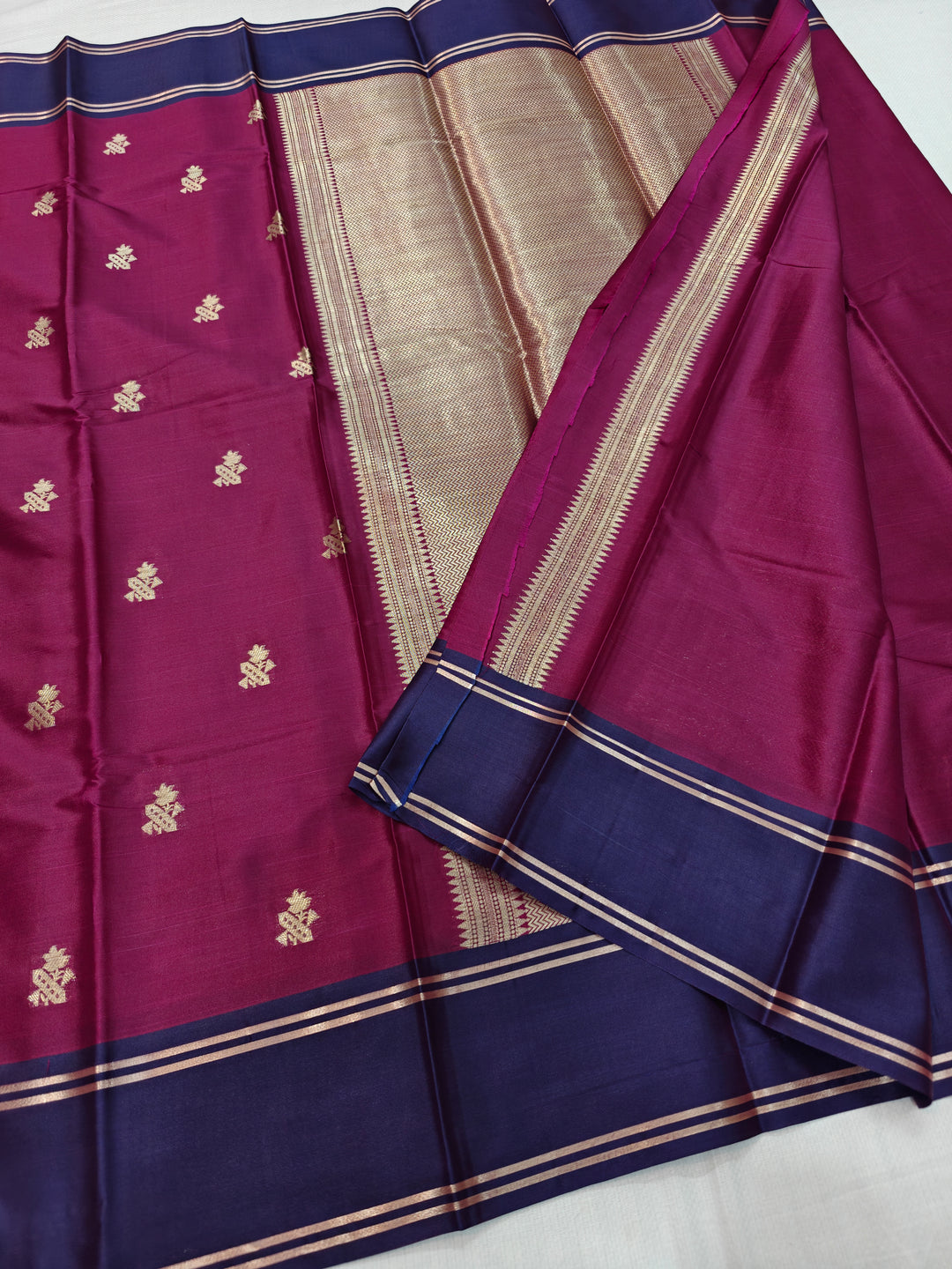 BANARASI KATAN SILK IN VINE WITH NAVY BLUE BORDER
