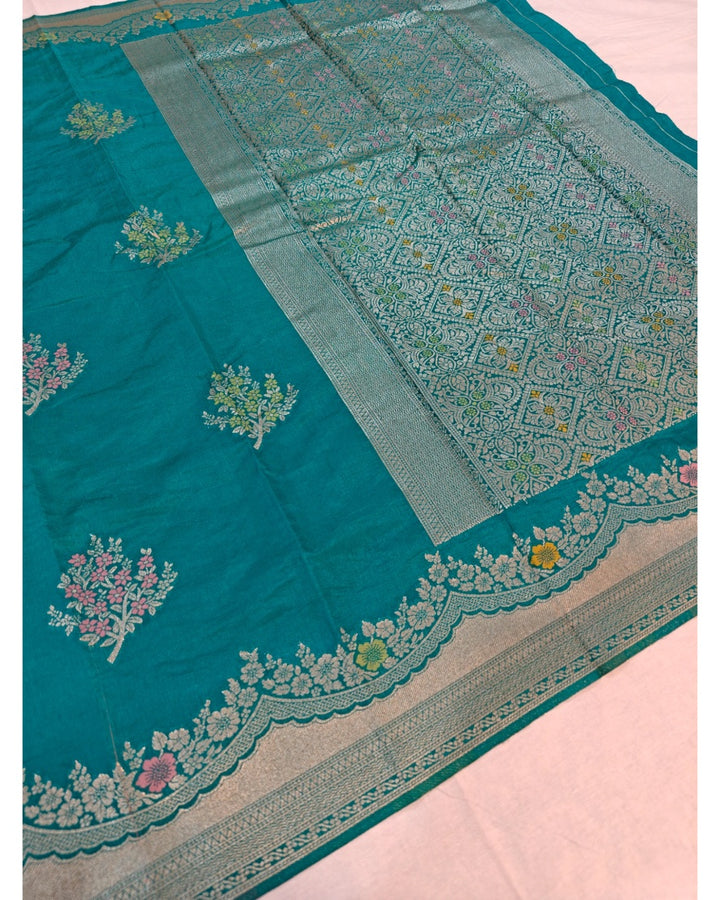 PAPER SILK IN SEA GREEN WITH ALFI BOOTA MINAKARI