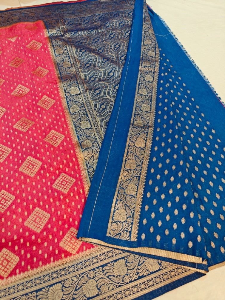 BABY PINK KHADD GEROGETTE WITH ZARI WOVEN IN ROYAL BLUE BORDER