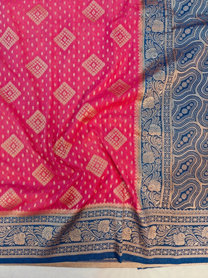 BABY PINK KHADD GEROGETTE WITH ZARI WOVEN IN ROYAL BLUE BORDER