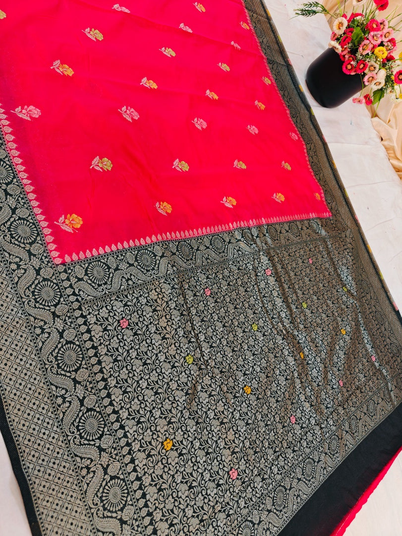 MINAKARI PAPER SILK WITH BLACK BORDER AND BRIGHT RED