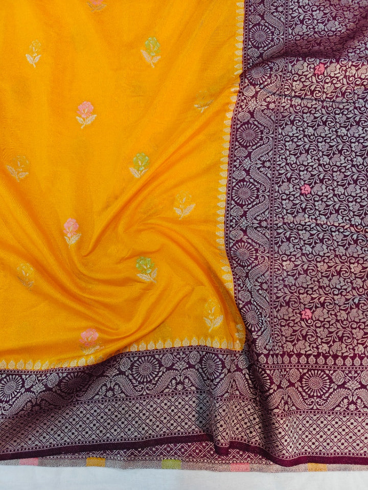 MINAKARI PAPER SILK IN AIRY GOLD COLOUR WITH GARNET BORDER
