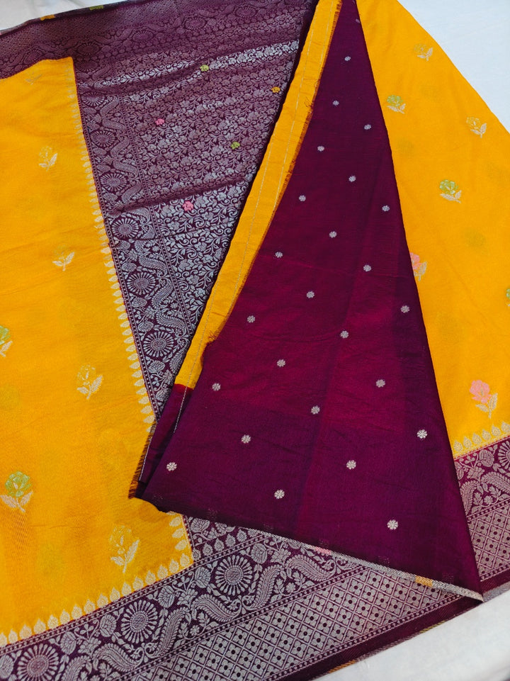 MINAKARI PAPER SILK IN AIRY GOLD COLOUR WITH GARNET BORDER