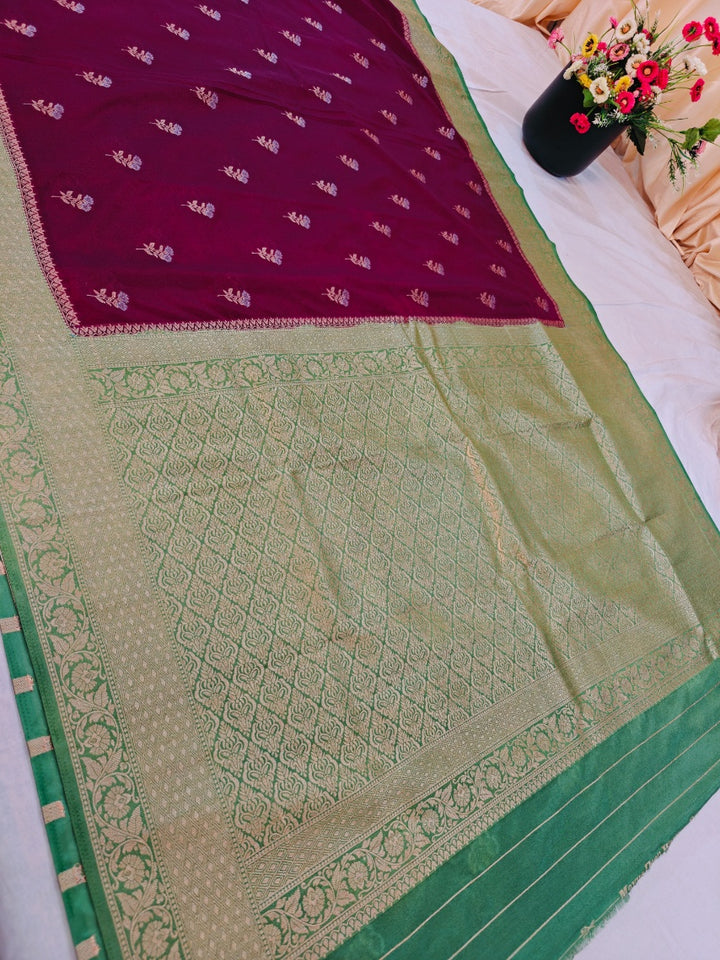 VINE COLOUR KHADDI GEORGETTEWITH PARROT GREEN BORDER