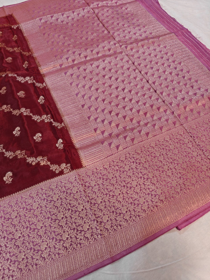 RUSSIAN SILK IN MAROON AND BABY PINK COLOUR BORDER WITH DIOGNAL FLORAL DESIGNS