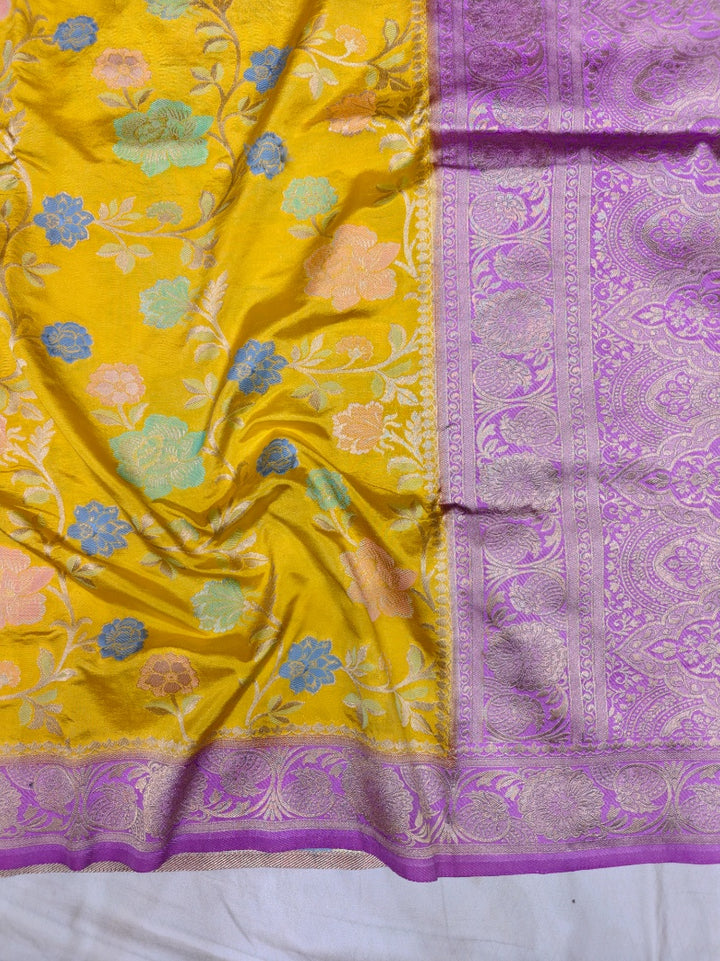VISCOS SILK IN AIRY GOLD WITH LAVENDER BORDER