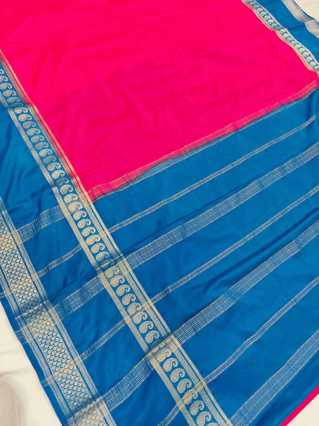 RANI WITH BLUE BORDER CREPE