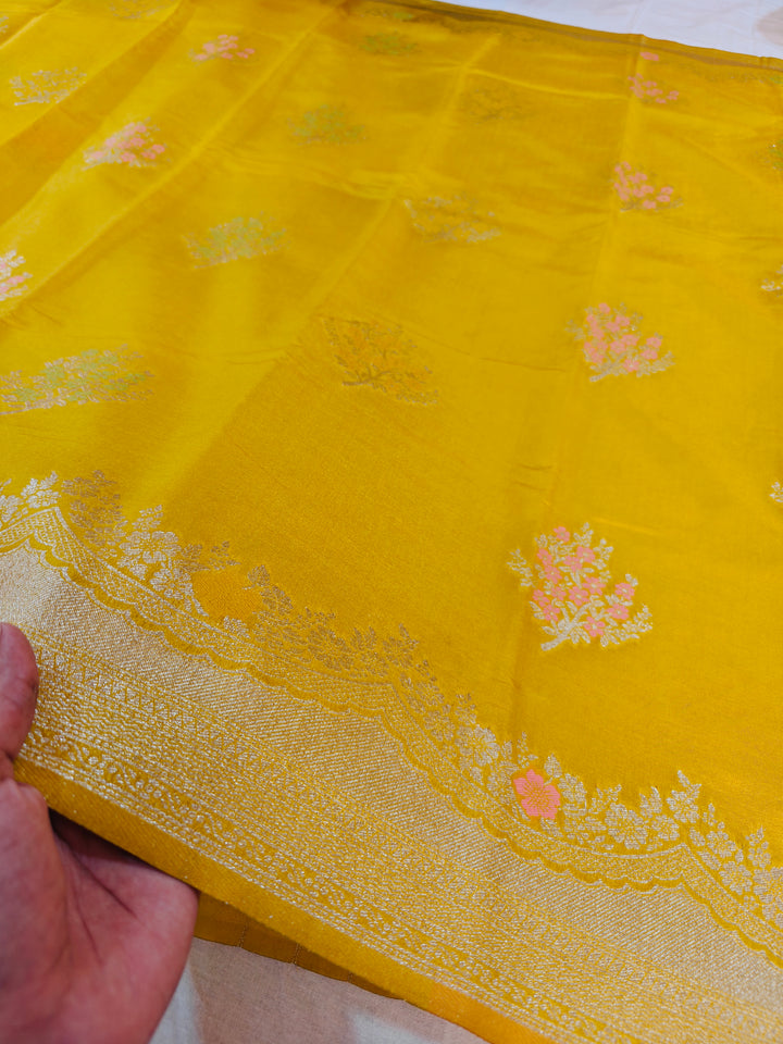 PAPER SILK IN AIRY GOLD WITH MULTICOLOURED BOOTA
