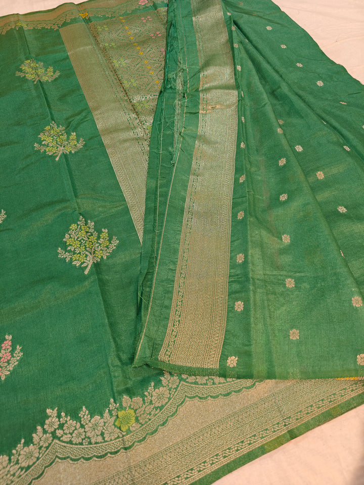 PAPER SILK IN GREEN SHADE WITH MULTI COLOUR BOOTA