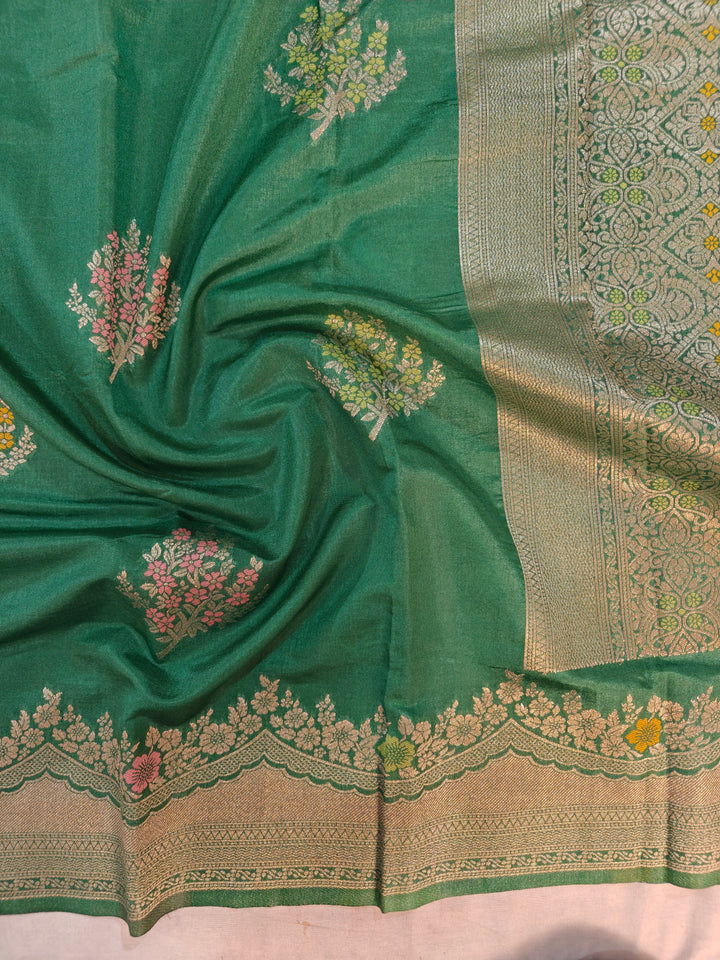 PAPER SILK IN GREEN SHADE WITH MULTI COLOUR BOOTA