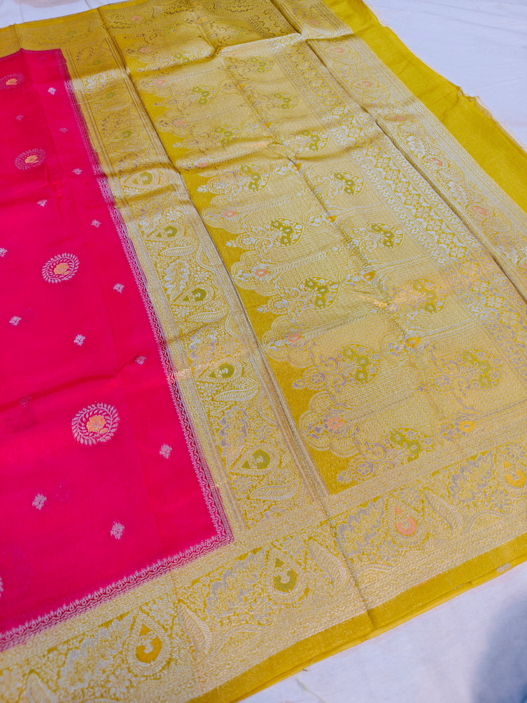 PAPER SILK IN CHERRY RED WITH GOLD BORDER