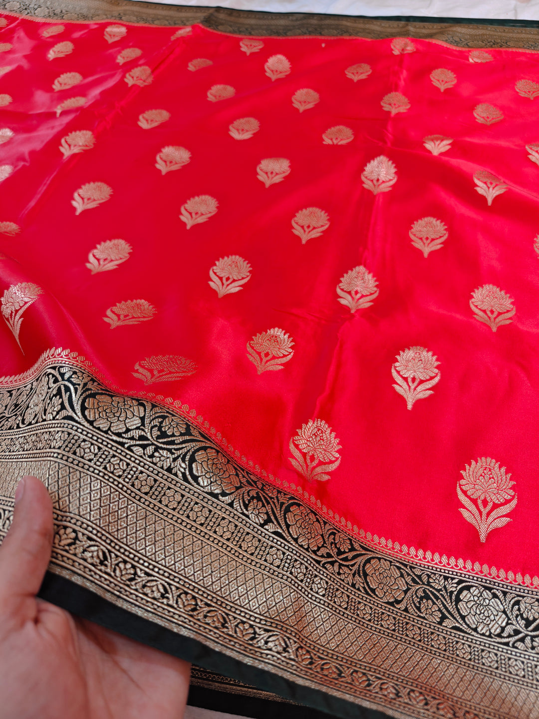 BRIGHT RED MASHRU KATAN SILK WITH BOTTLE GREEN BORDER