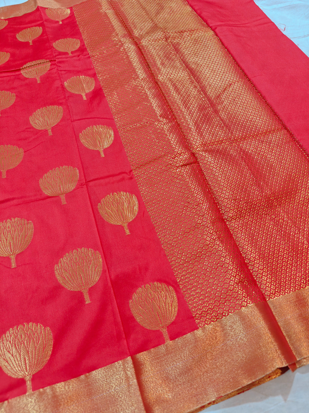 PAECH SELF TONE BANARASI SOFT PATTU SILK