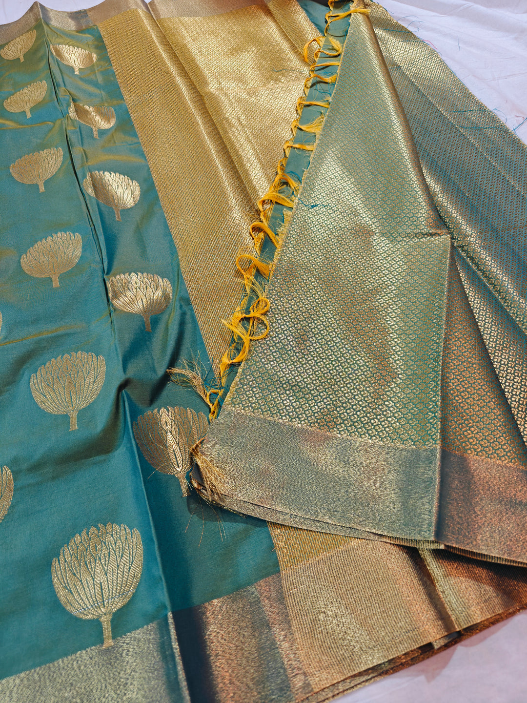 BASIL GREEN BANARASI SOFT PATTU SILK