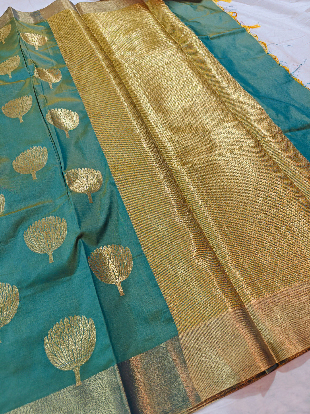 BASIL GREEN BANARASI SOFT PATTU SILK