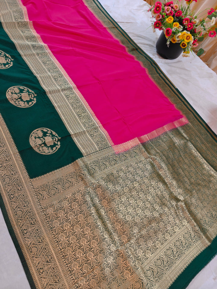 RANI KHADDI GEORGETTE WITH BOTTLE GREEN BORDER