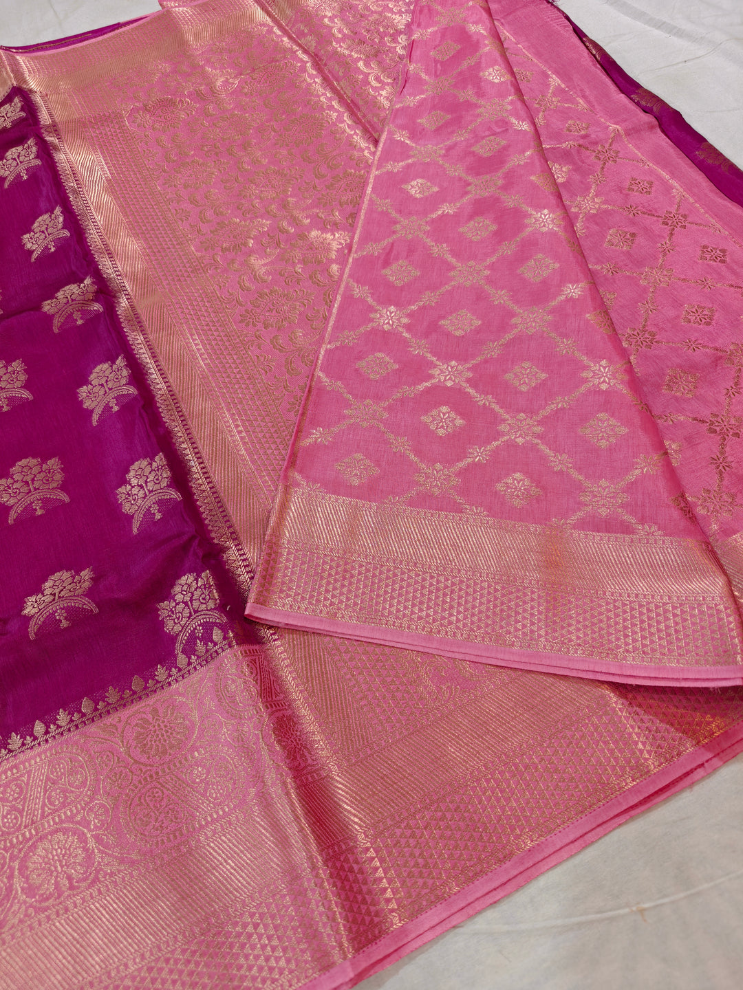MAGENTA RUSSUAN SILK WITH BABY PINK BORDER