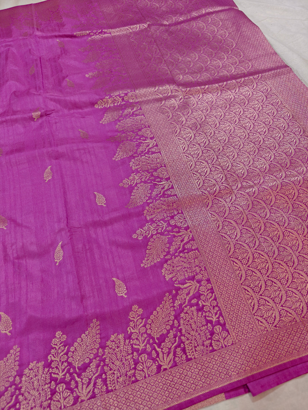LAVENDER COLOUR SOFT MATKA LINEN SILK