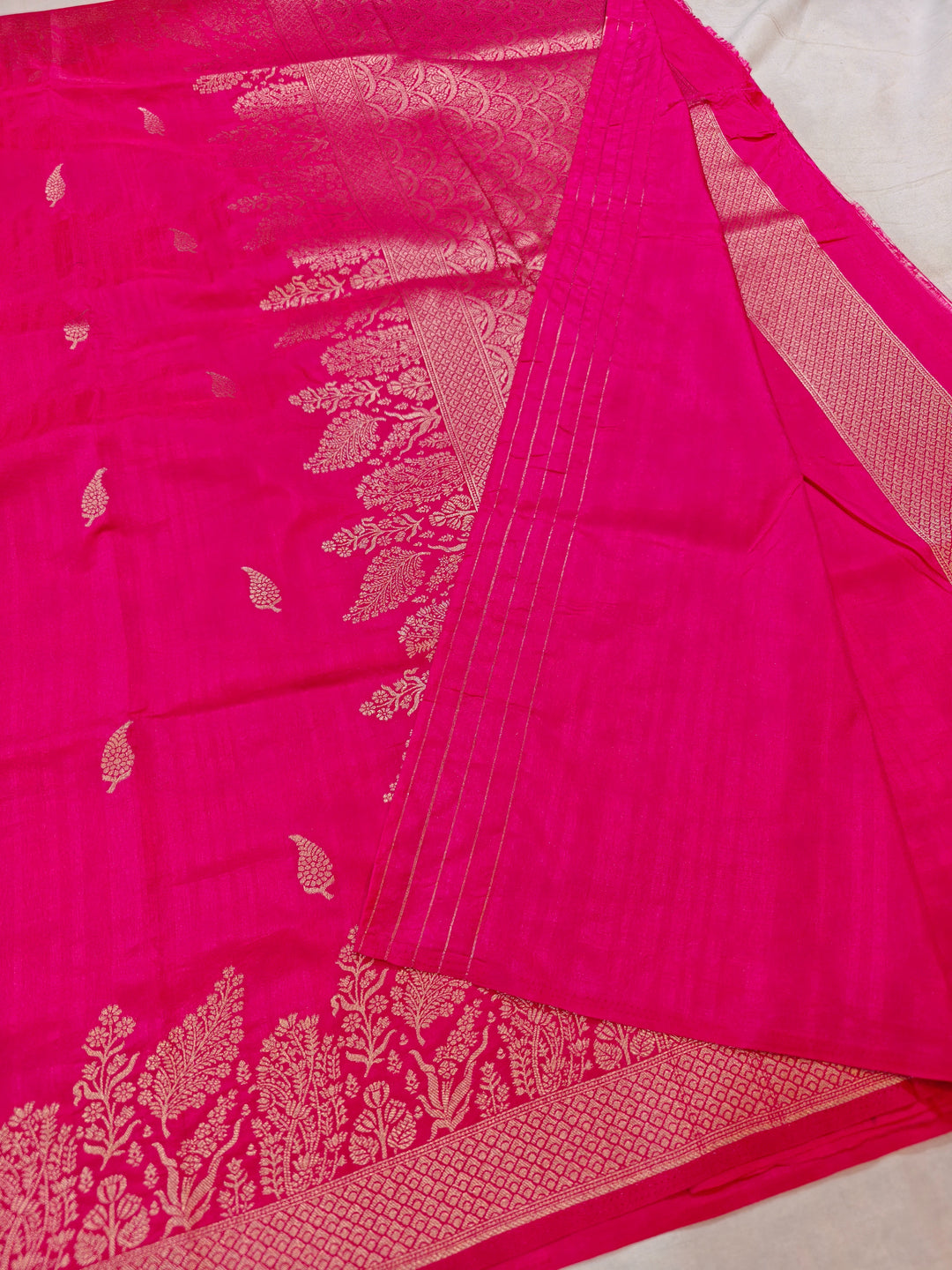 SOFT MATKA SILK LINEN IN RANI COLOUR