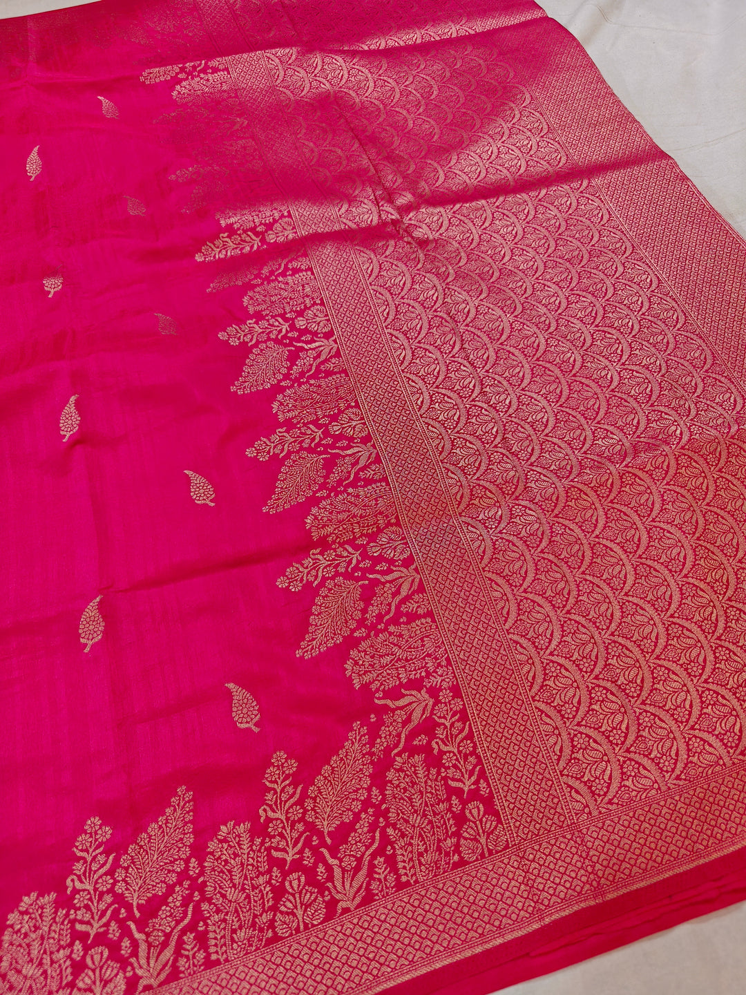 SOFT MATKA SILK LINEN IN RANI COLOUR