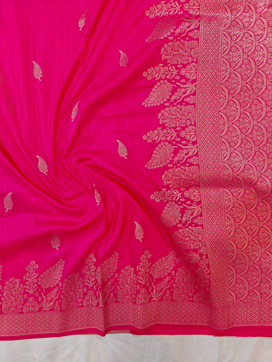 SOFT MATKA SILK LINEN IN RANI COLOUR