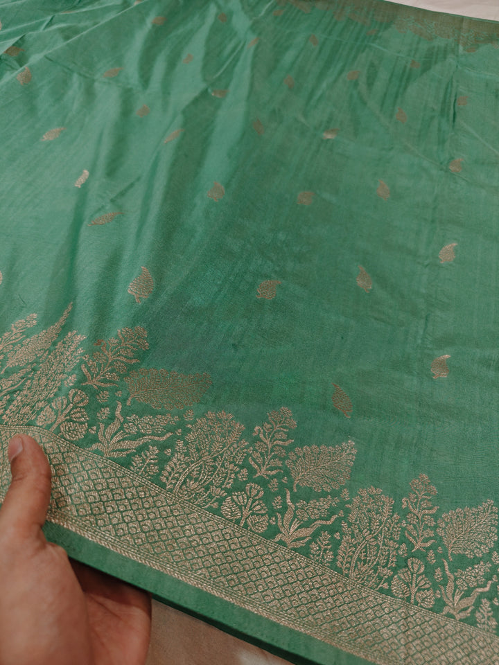 LINEN SOFT MATKA SILK IN SEA GREEN COLOUR