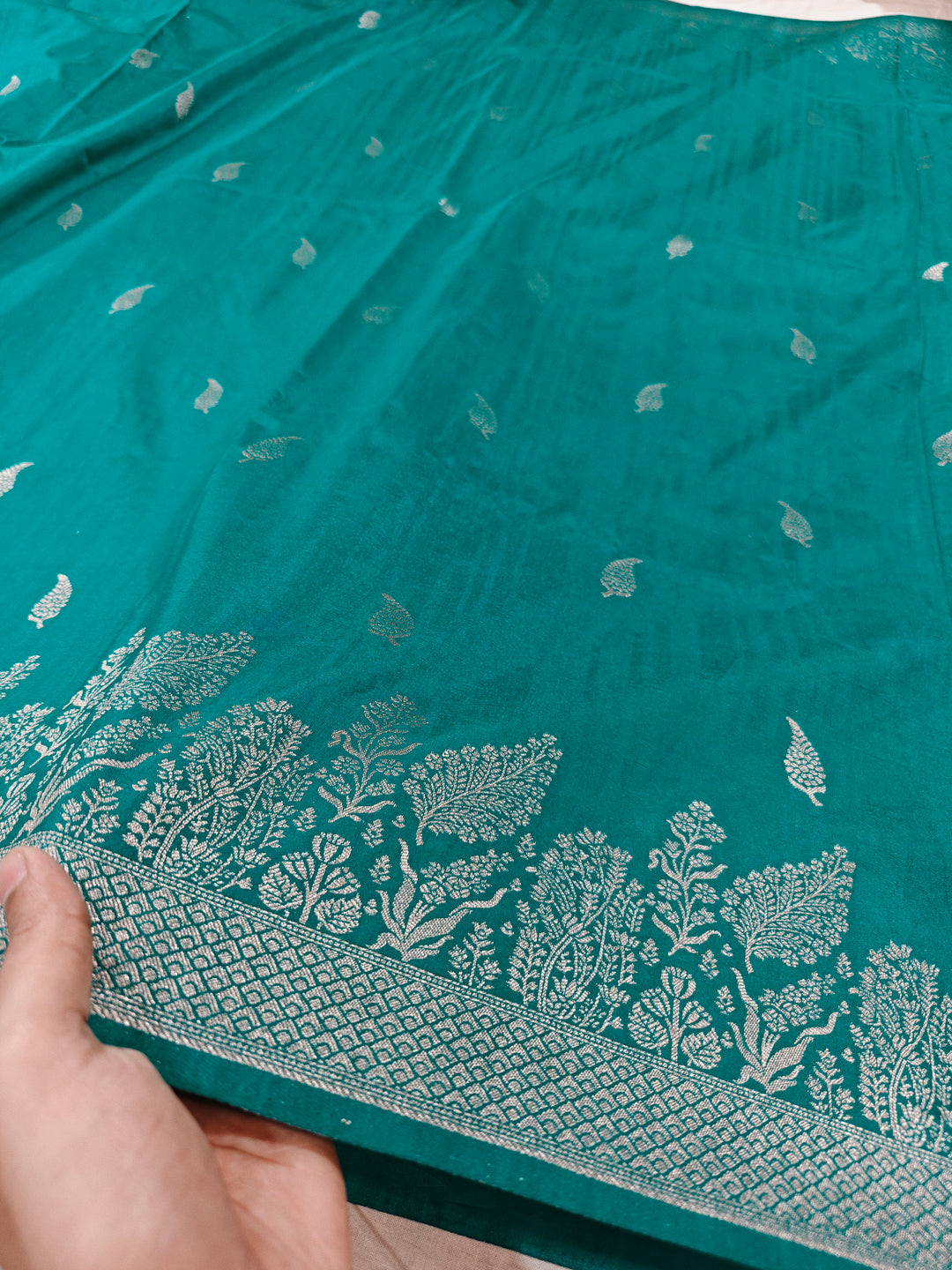 LINEN MATKA SOFT SILK IN TEAL GREEN