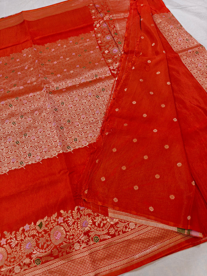 RUSSIAN SILK CENTRALISED BOUTIQUE STYLE IN RED COLOUR