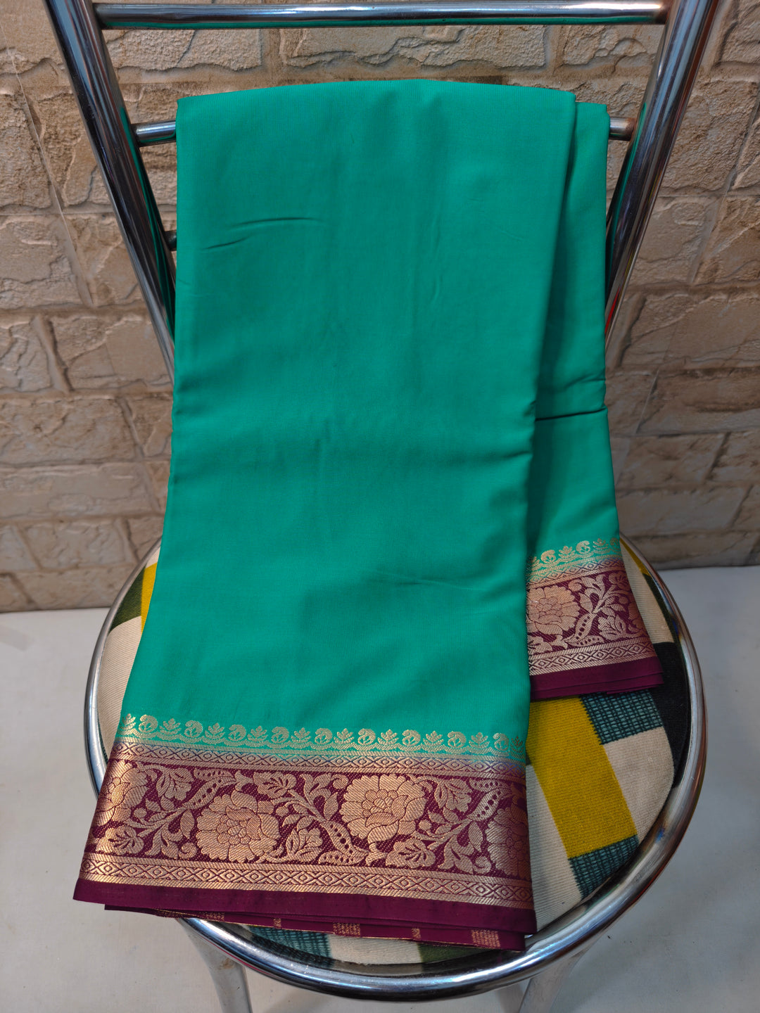 CREPE CHIFFON IN SEA GREEN WITH GARNET BORDER
