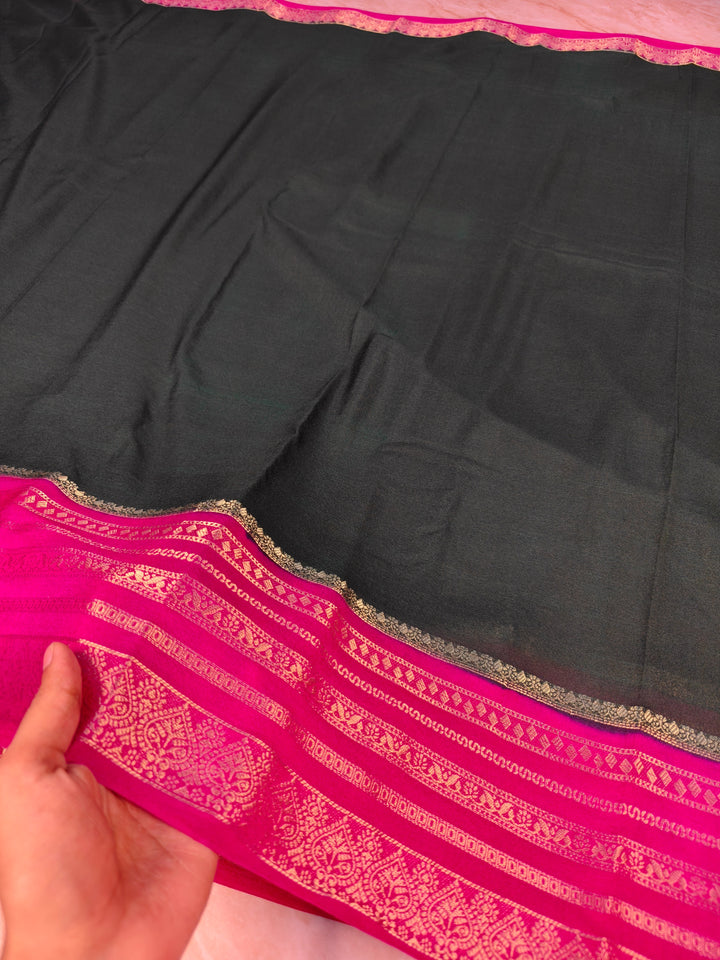 CREPE IN BLACK WITH RANI BORDER