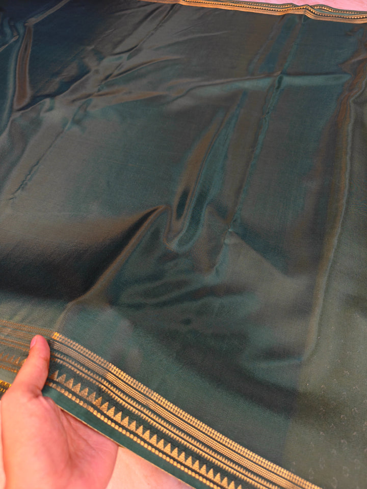 RUSSIAN SILK VISCOS IN BOTTLE GREEN WITH NARROW BORDER