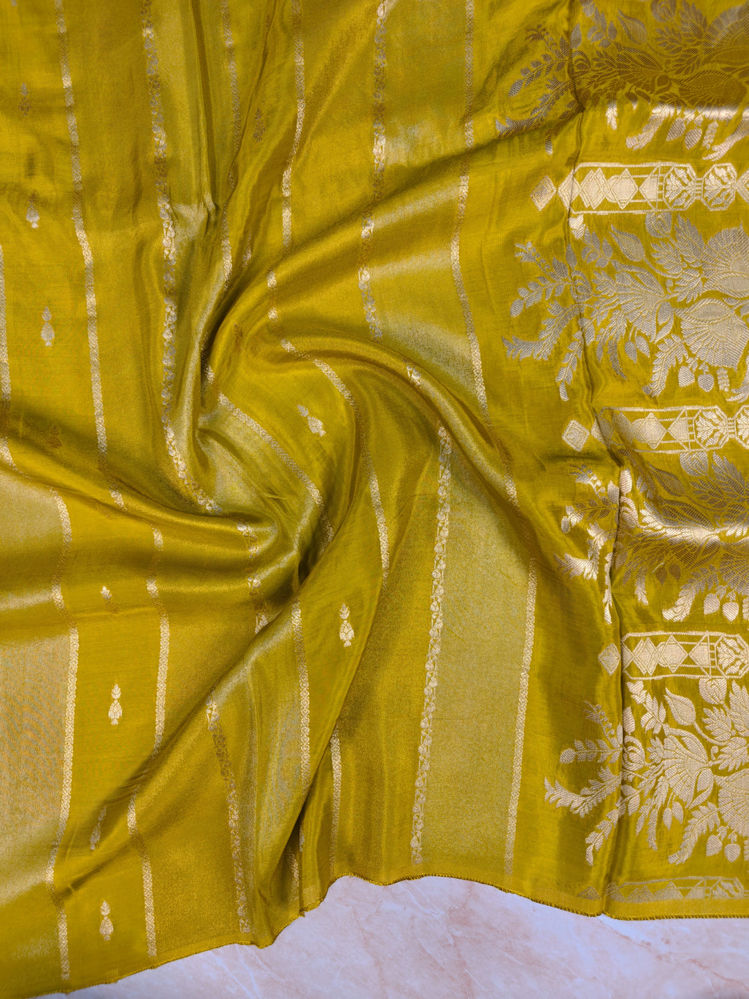RUSSIAN SILK IN MUSTARD GOLD WITH VERTICAL PATTERN
