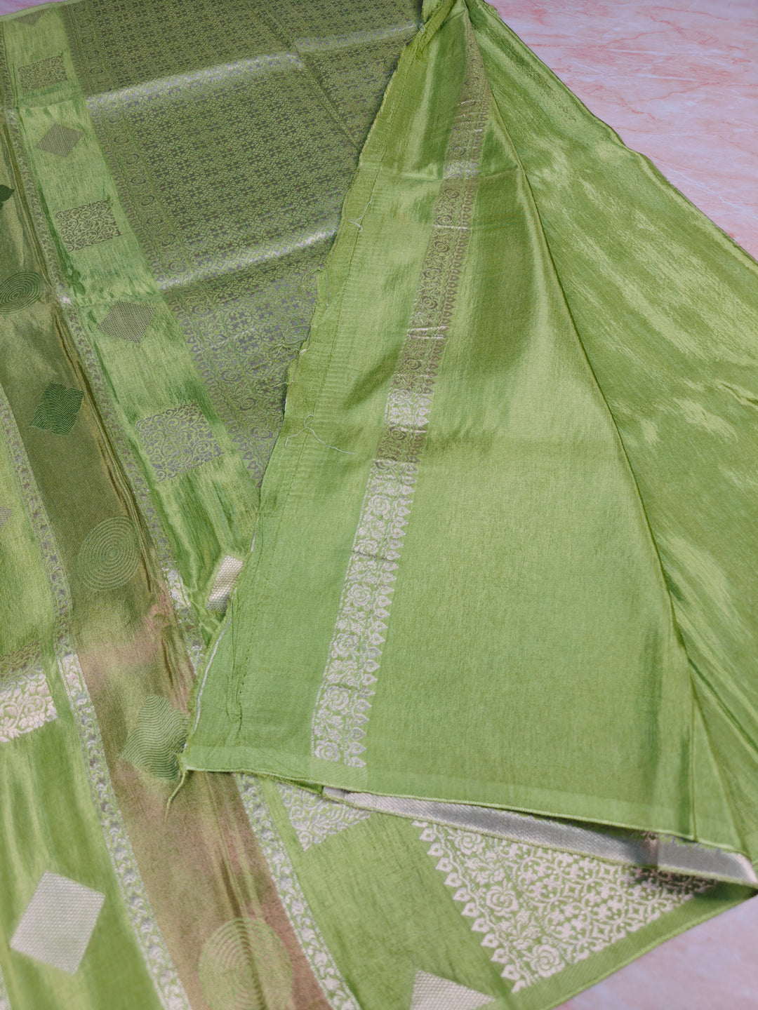 KOREAN SILK VISCOS IN PISTA GREEN WITH VERTICAL DESIGN