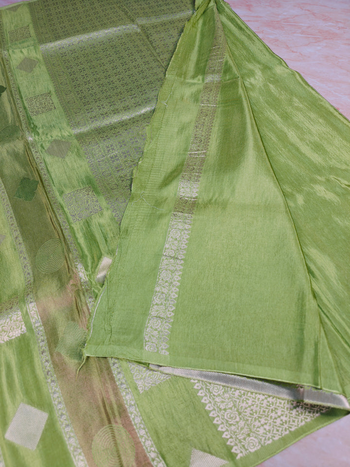 KOREAN SILK VISCOS IN PISTA GREEN WITH VERTICAL DESIGN
