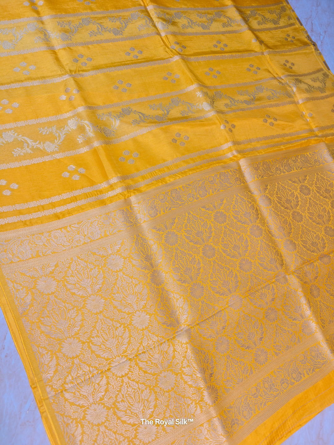 RUSSIAN SILK IN GOLD WITH VERTICAL PATTERN