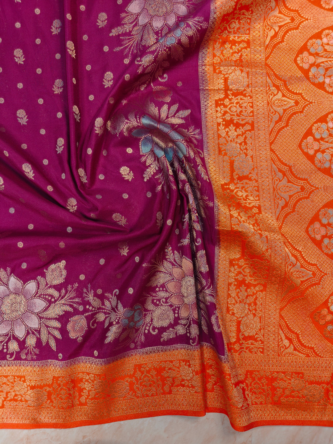 KHADDI GEROGETTE IN MAGENT WITH ORANGE BORDER
