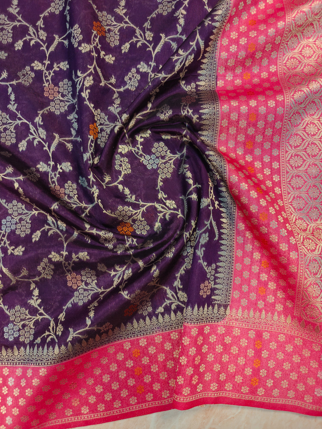 PAPER SILK IN MAGENTA WITH RANI BORDER