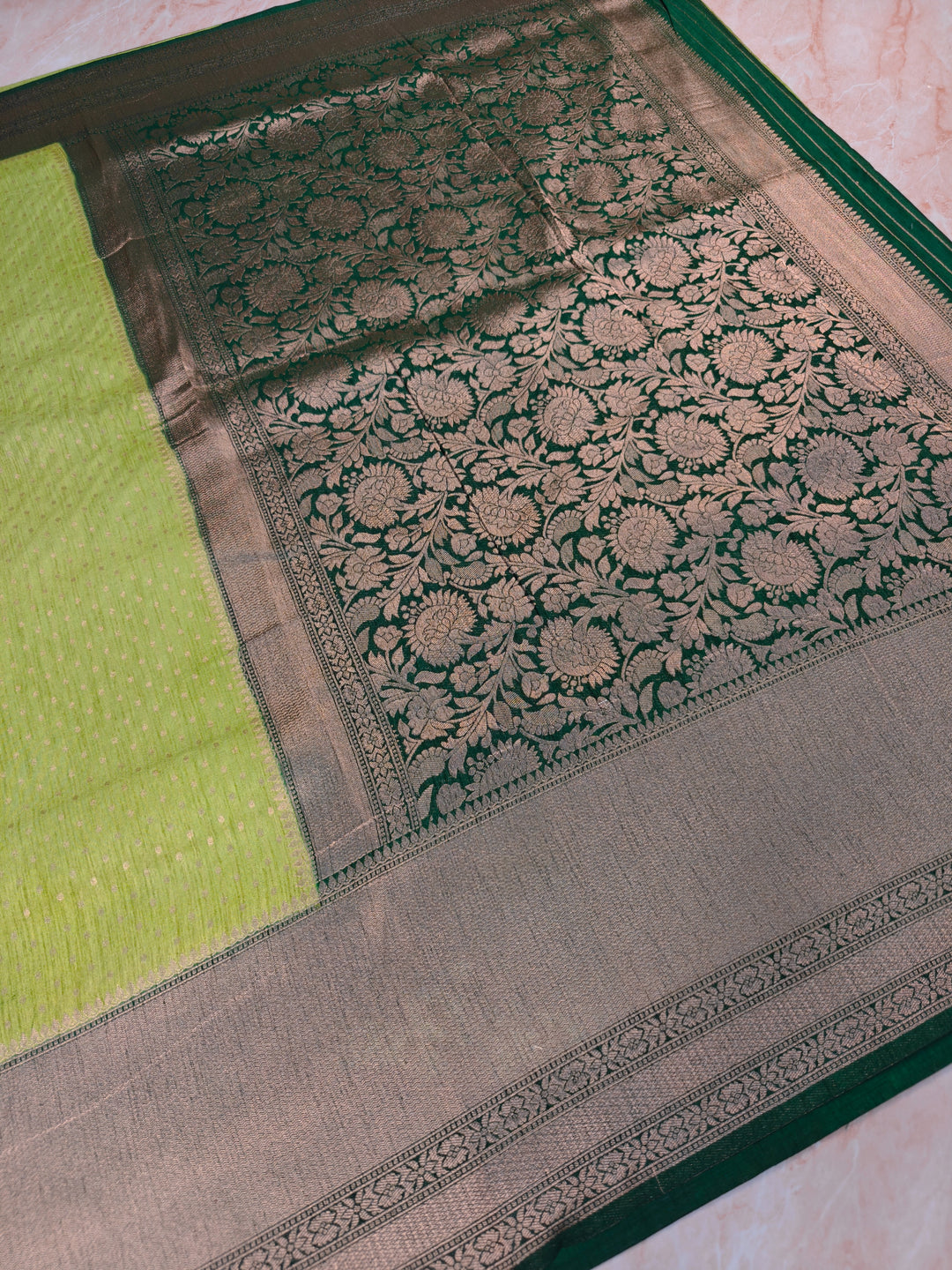 PARROT GREEN COLOUR MATKA LINEN WITH BOTTLE GREEN BORDER