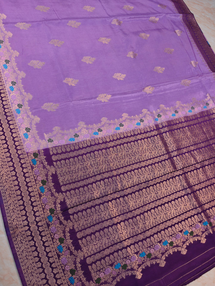RUSSIAN SILK IN LAVENDER WITH MAGENTA BORDER SAREE