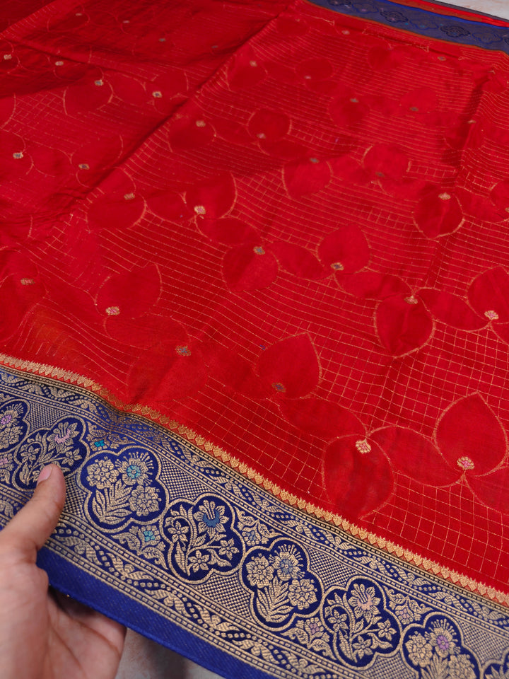 RUSSIAN SILK IN RED WITH NAVY BLUE BORDER