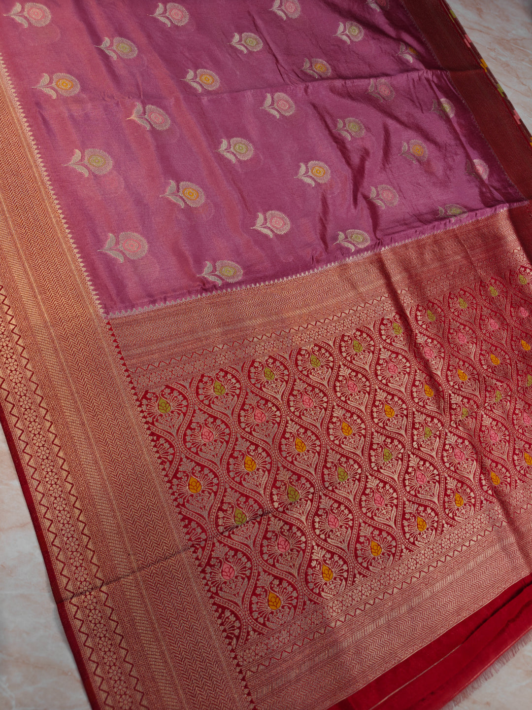 PAPER SILK IN MAGENTA WITH MINAKARI BOOTA AND RED BORDER