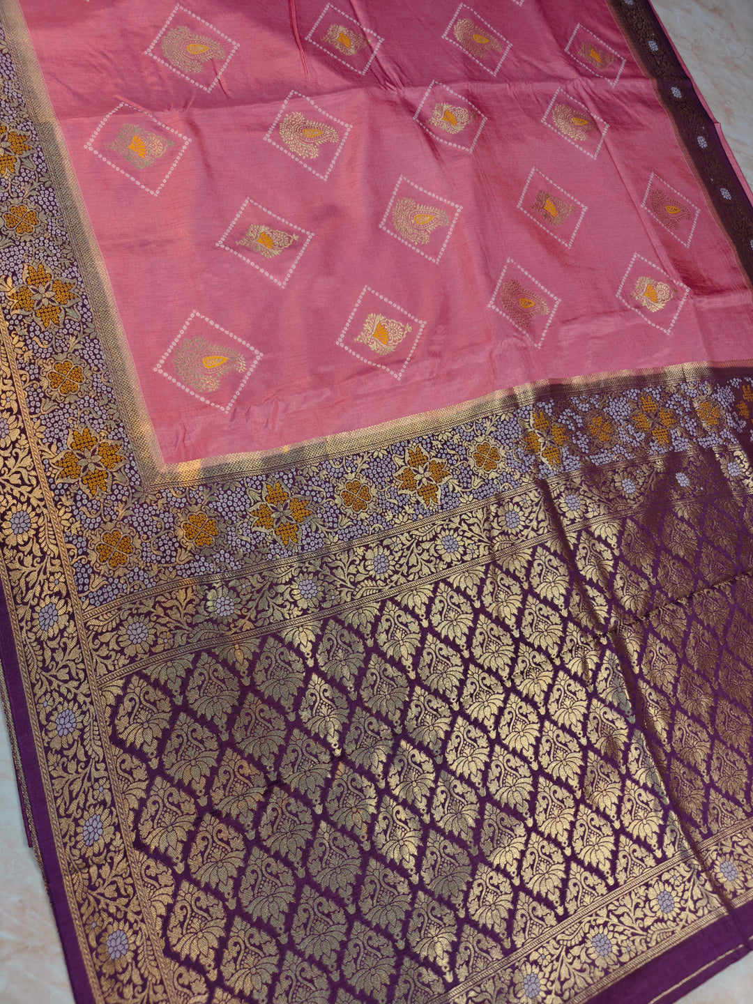 BABY PINK WITH MAGENTA BORDER RUSSIAN SLK
