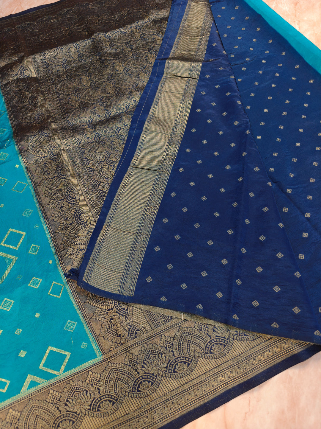 RUSSIAN SILK IN TURQUOISE BLUE WITH NAVY BLUE BORDER