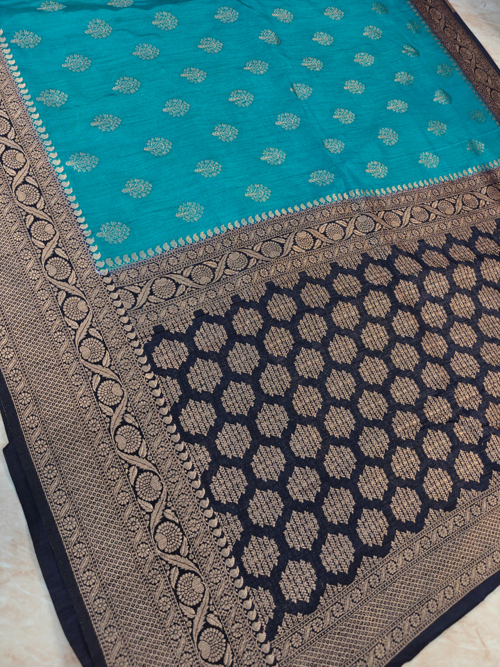 SOFT MATKA LINEN IN CORAL BLUE WITH NAVY BLUE BORDER