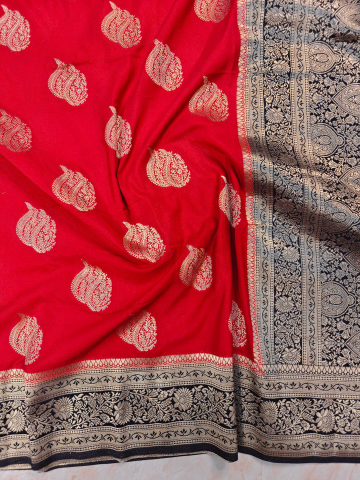 KHADDI GEORGETTE IN RED WITH CHARCOAL BLACK BORDER