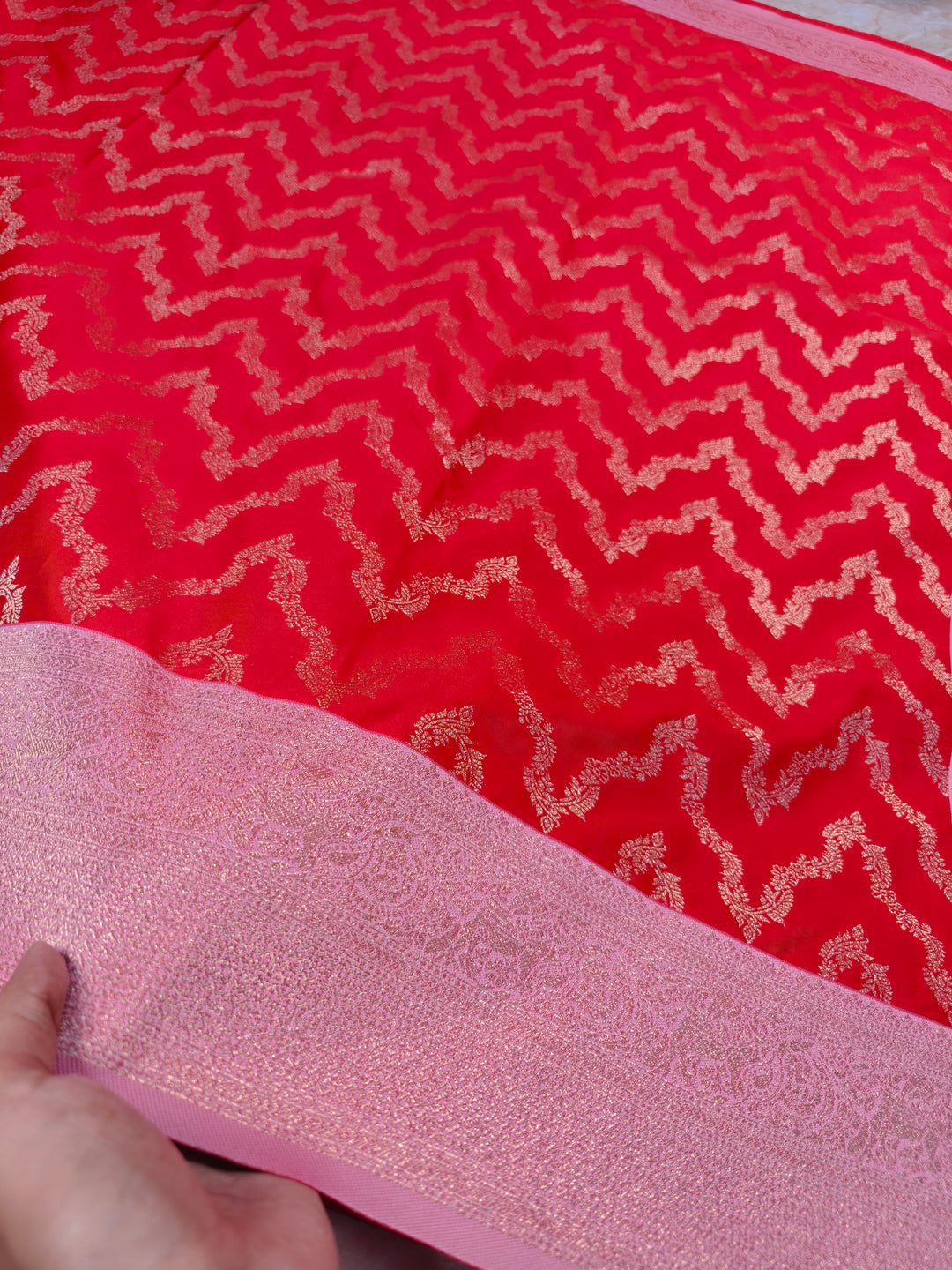 BANARASI KATAN SILK IN RED WITH BABY PINK BORDER